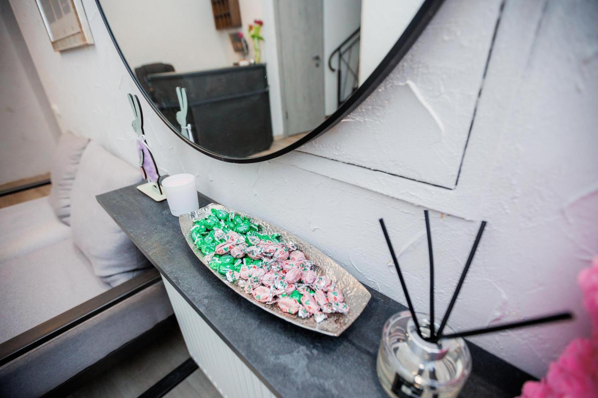 Staryi Krakiv Hotel ลวีฟ ภายนอก รูปภาพ