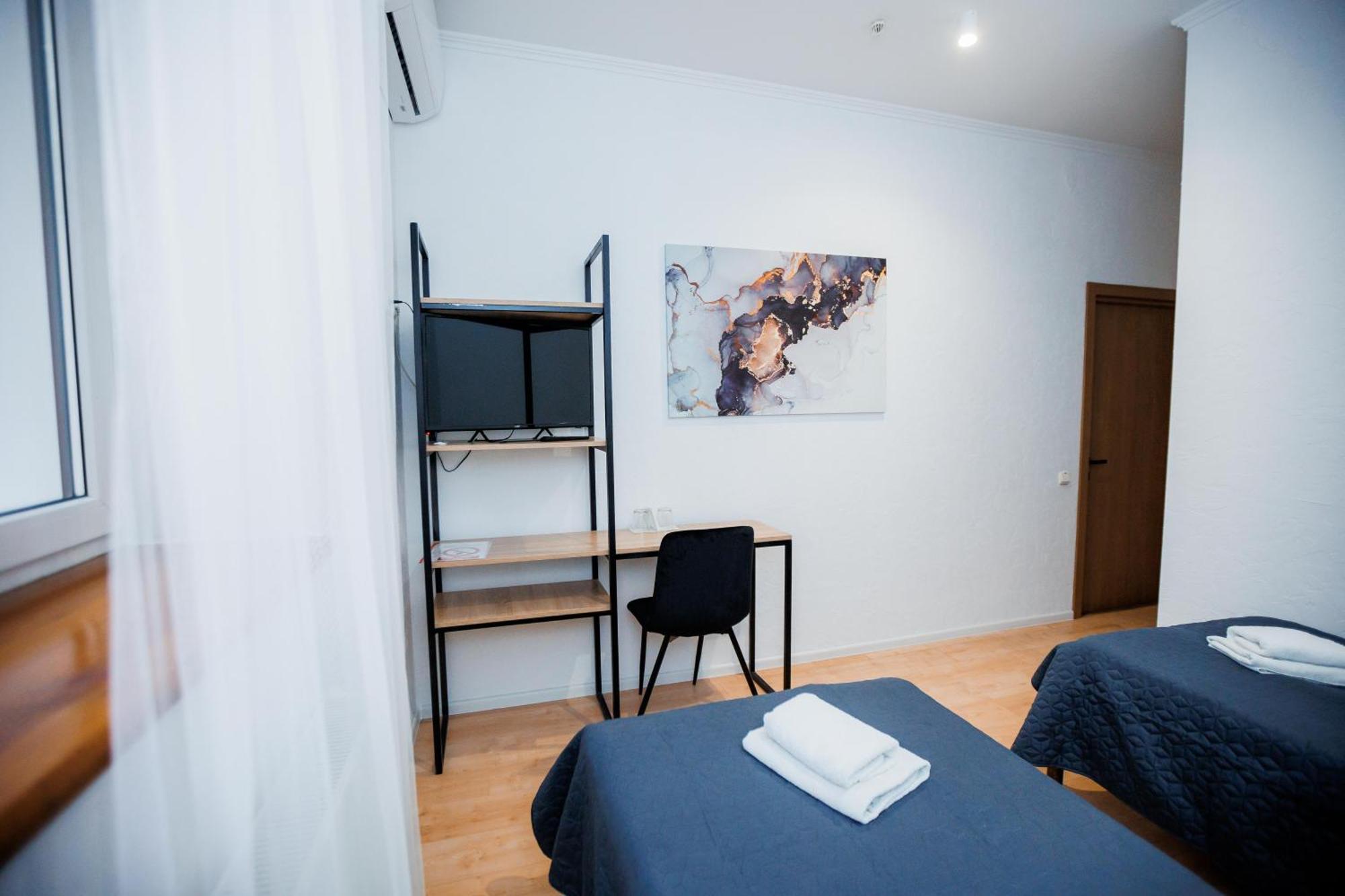 Staryi Krakiv Hotel ลวีฟ ภายนอก รูปภาพ